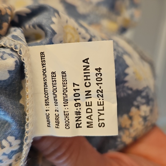 Solitaire Blue, White Boho Mixed Floral Puff Sleeve Top, M, Cottagecore, Peasant - Picture 7 of 11